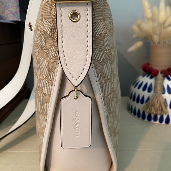 Coach Dufflette Signature Large - Picture 7 of 10